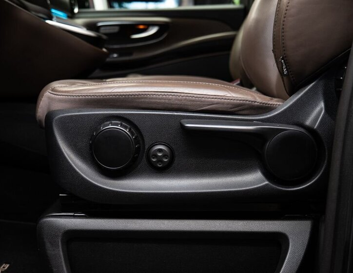 Mercedes-Benz Třídy V VAN-Minibus 0,0 174 kw