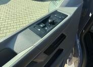 Volkswagen Transporter 16