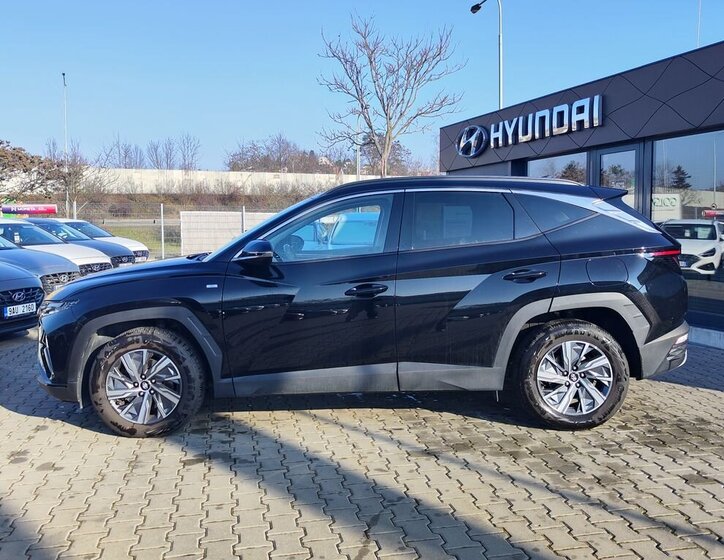 Hyundai Tucson SUV 1,6 l 110 kw