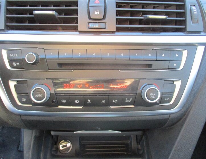 BMW Řada 3 Kombi 2,0 l 135 kw