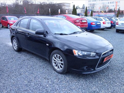 Mitsubishi Lancer Hatchback 1,6 l 85 kw