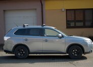 Mitsubishi Outlander SUV / Terénní 2,3 l 110 kw