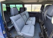 Volkswagen Caravelle Kombi 2,5 l 75 kw