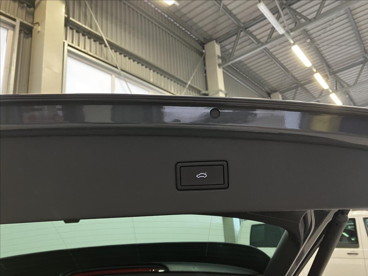 Volkswagen Tiguan SUV / Terénní 1,4 l 110 kw