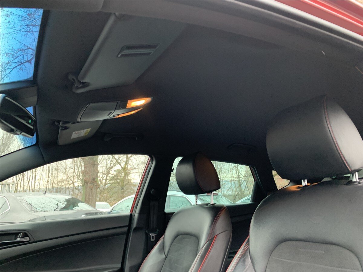 Hyundai Tucson SUV / Terénní 1,6 l 100 kw