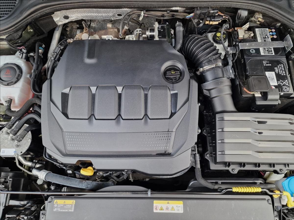 Volkswagen Golf Kombi 2,0 l 110 kw