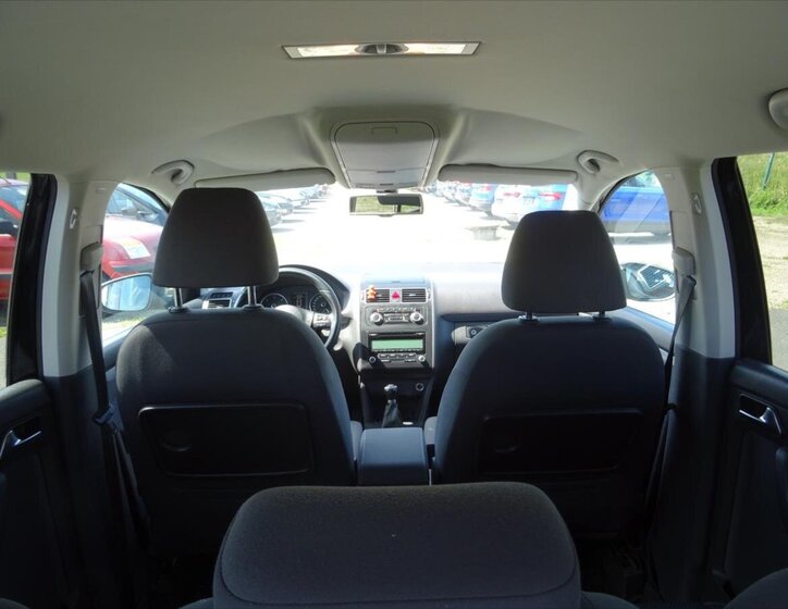Volkswagen Touran MPV 2,0 l 103 kw