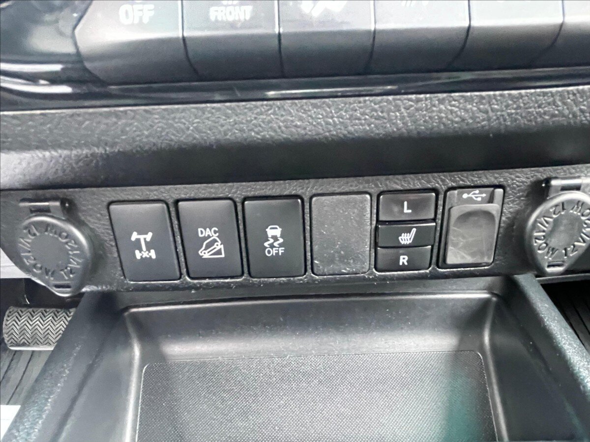 Toyota Hilux Pick-up 2,4 l 110 kw