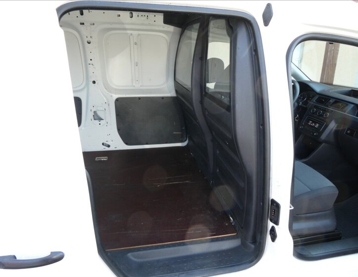 Volkswagen Caddy Skříň 2,0 l 75 kw