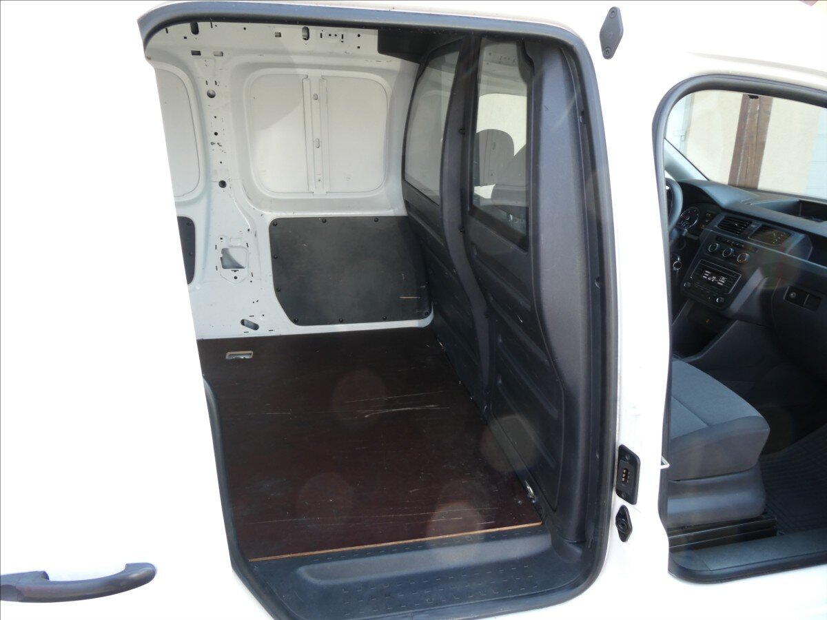 Volkswagen Caddy Skříň 2,0 l 75 kw