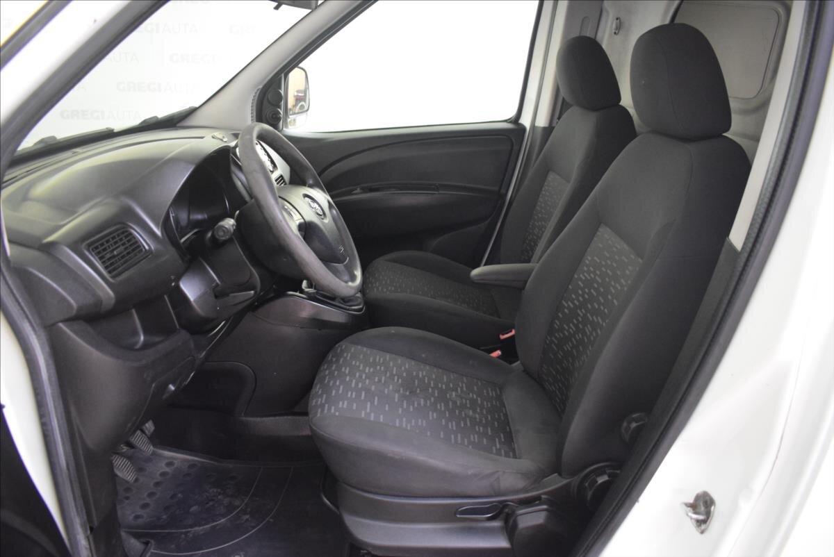 Opel Combo Ostatní 1,2 l 66 kw