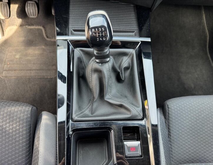 Opel Astra Hatchback 1,2 l 81 kw