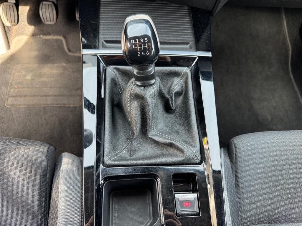 Opel Astra Hatchback 1,2 l 81 kw