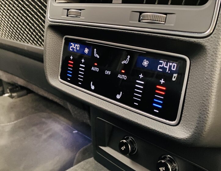 Audi Q8 SUV / Terénní 3,0 l 210 kw