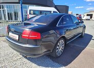 Audi A8 Sedan 4,1 l 240 kw