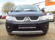 Mitsubishi Outlander SUV / Terénní 2,4 l 125 kw