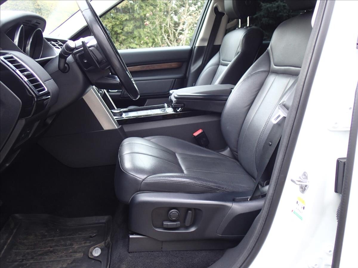 Land Rover Discovery SUV / Terénní 2,0 l 132 kw