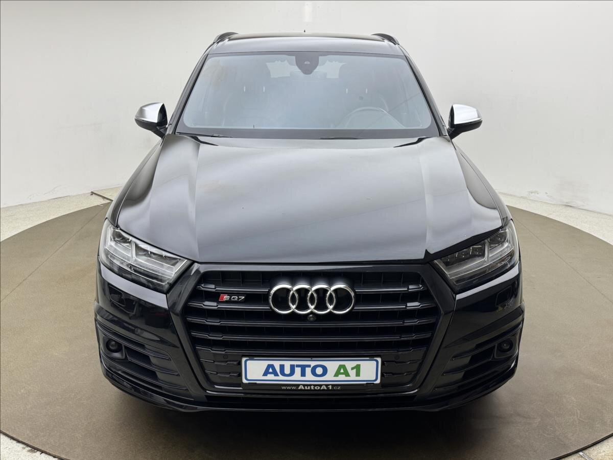 Audi SQ7 SUV / Terénní 4,0 l 320 kw