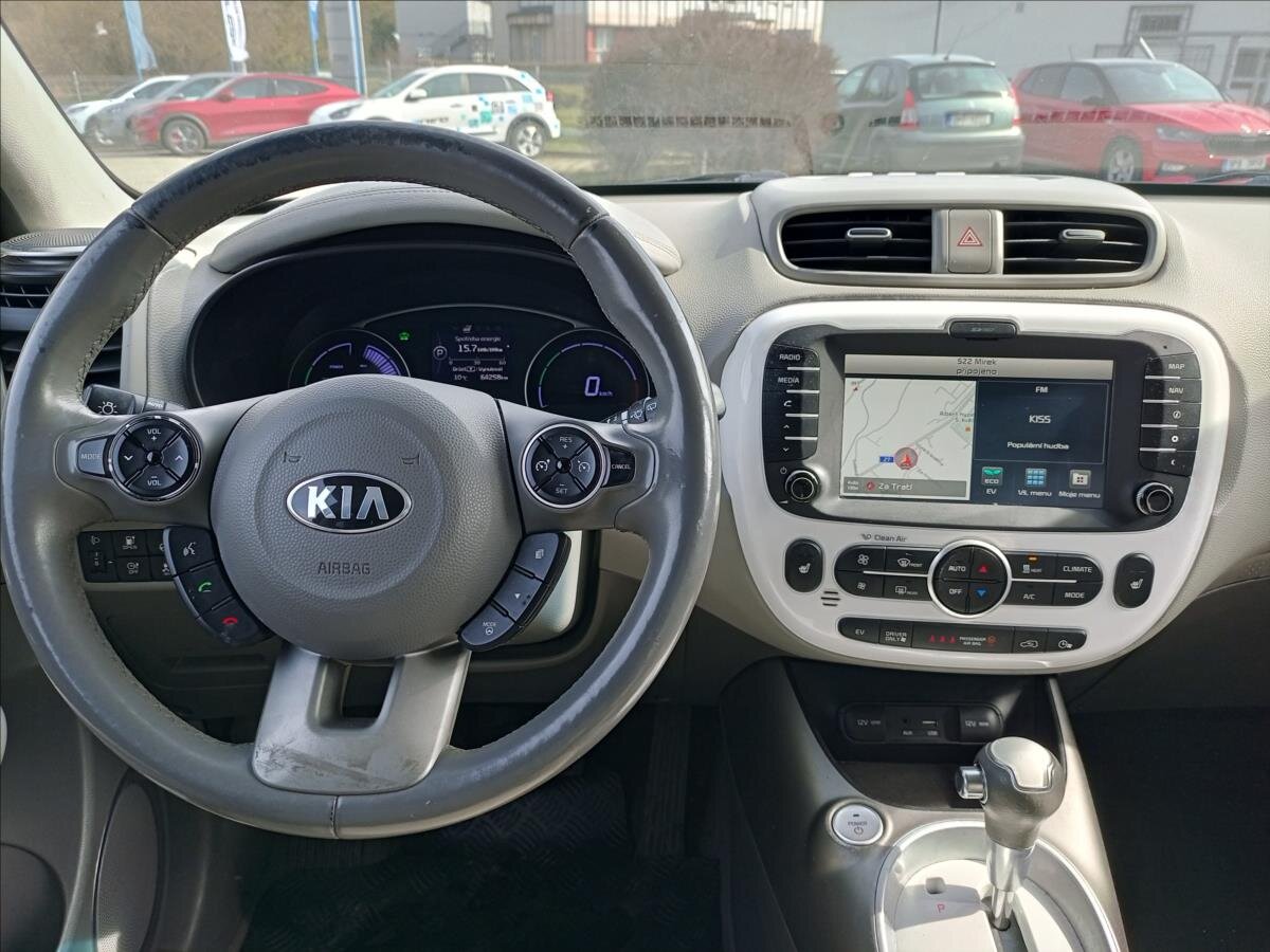 KIA Soul Hatchback 0,0 81 kw