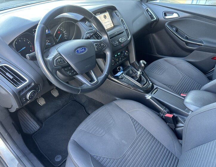 Ford Focus Kombi 1,5 l 110 kw