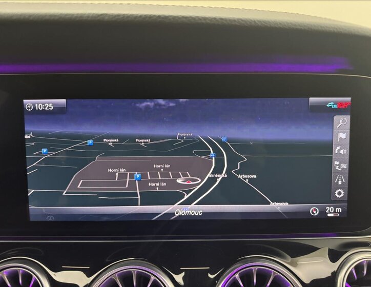 Mercedes-Benz CLS Sedan 3,0 l 320 kw