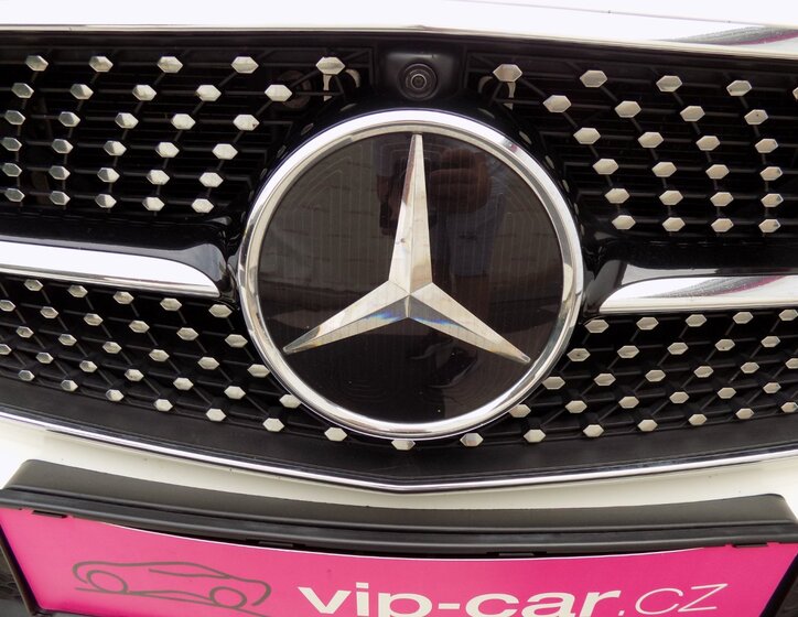 Mercedes-Benz Třídy E 50