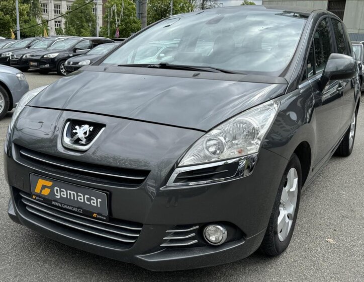Peugeot 5008 2