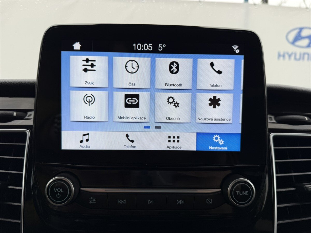 Ford Tourneo Custom MPV 2,0 l 125 kw