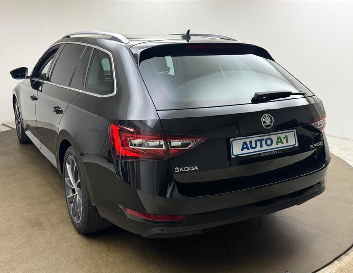 Škoda Superb Kombi 2,0 l 110 kw