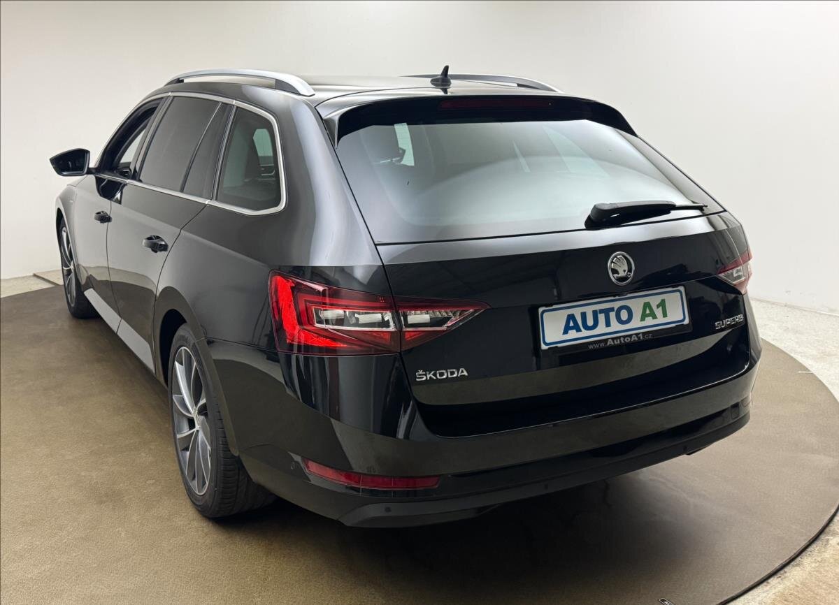 Škoda Superb Kombi 2,0 l 110 kw