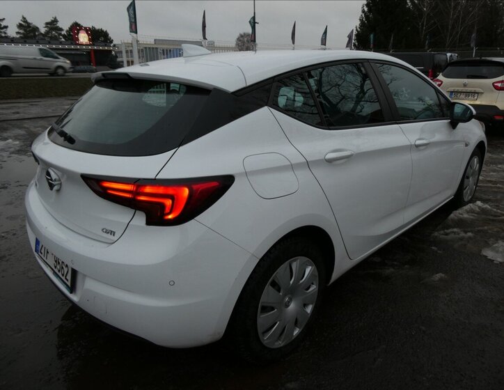 Opel Astra Hatchback 1,6 l 81 kw