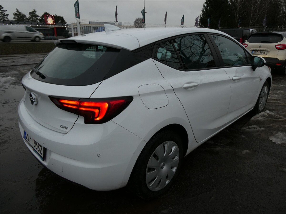 Opel Astra Hatchback 1,6 l 81 kw