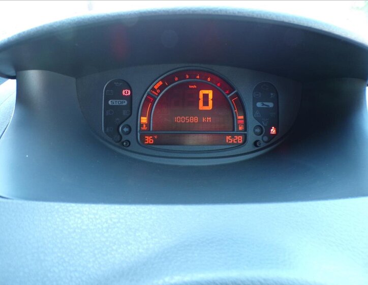 Renault Modus Hatchback 1,1 l 55 kw