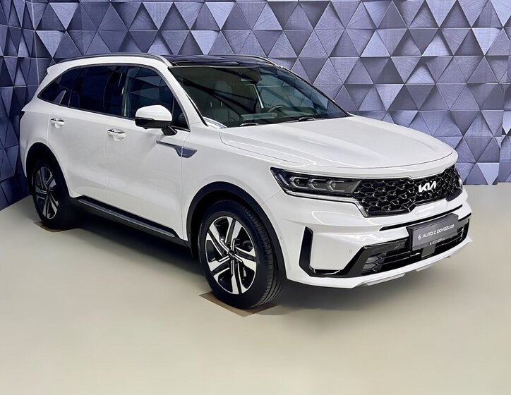 KIA Sorento SUV / Terénní 1,6 l 176 kw