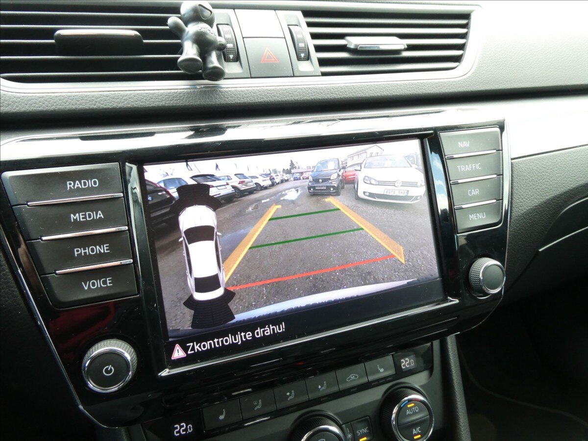 Škoda Superb Liftback 2,0 l 110 kw