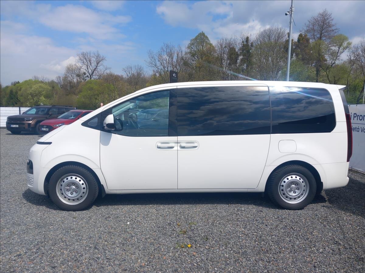 Hyundai Staria MPV 2,2 l 130 kw