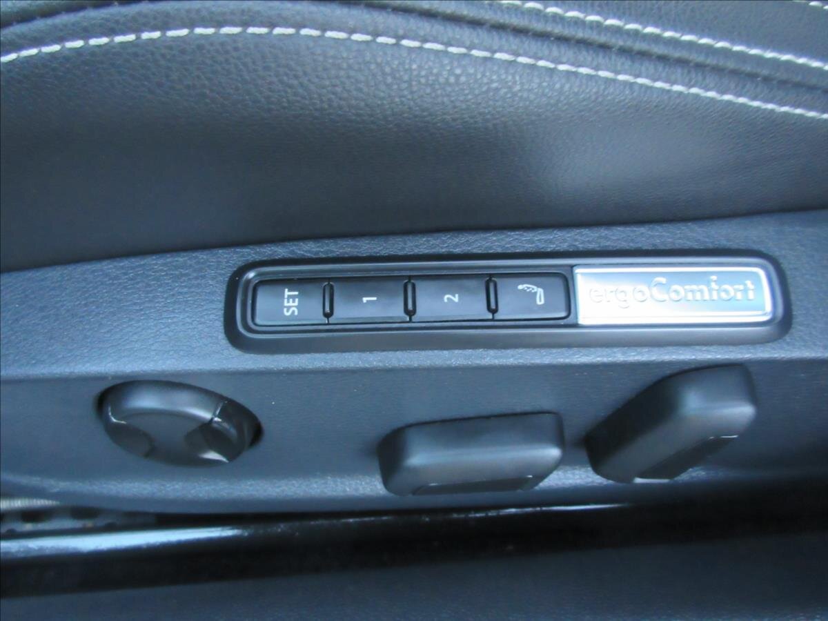 Volkswagen Passat Kombi 2,0 l 110 kw