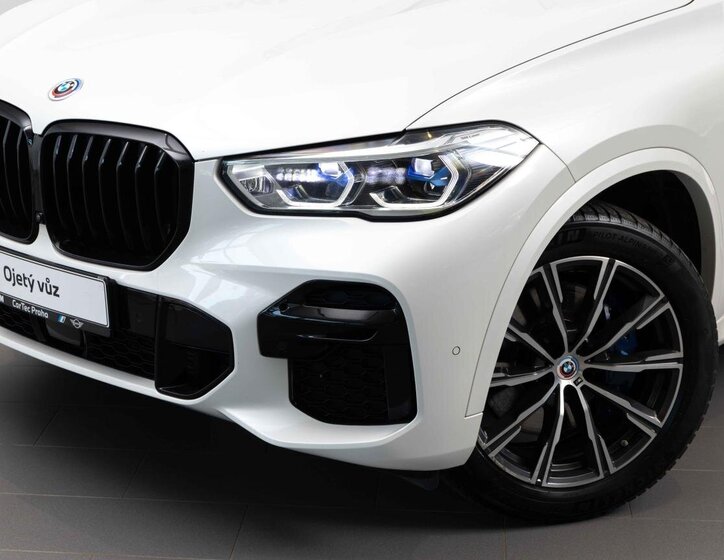 BMW X5 SUV / Terénní 3,0 l 250 kw