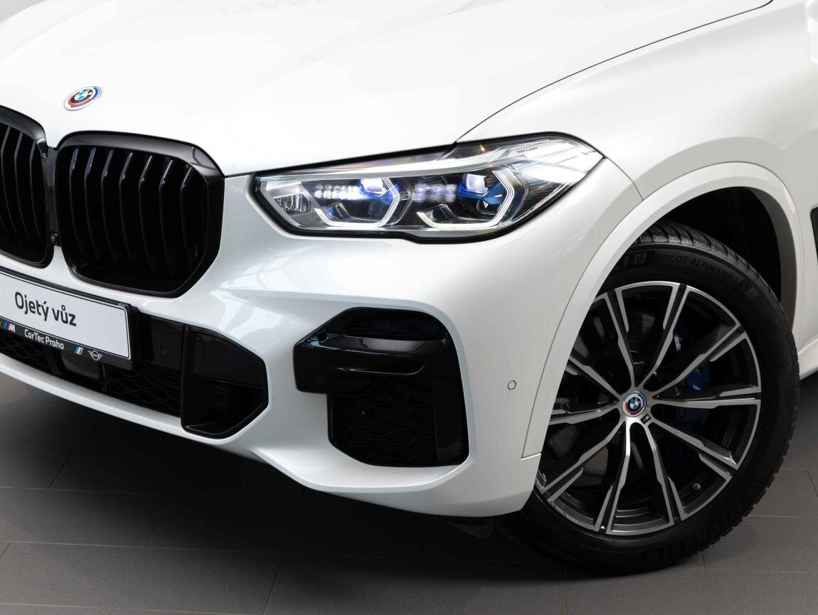 BMW X5 SUV / Terénní 3,0 l 250 kw