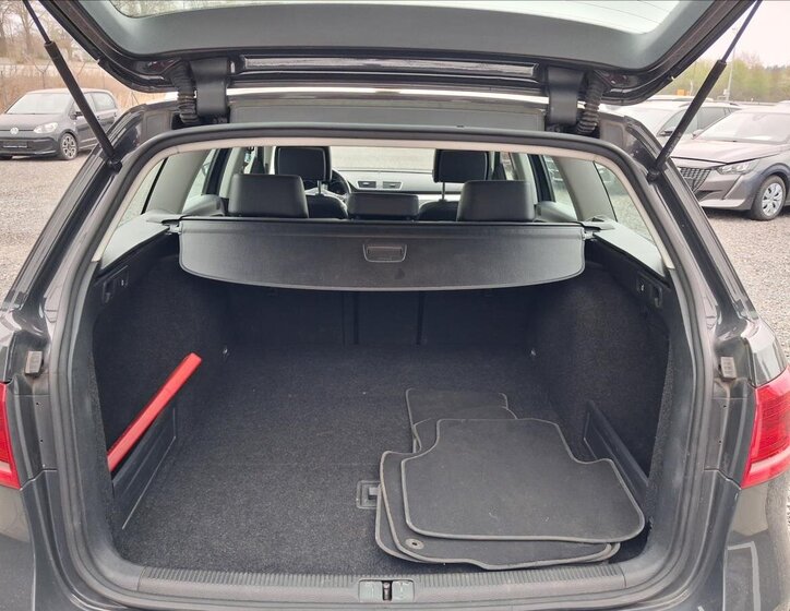 Volkswagen Passat Kombi 2,0 l 125 kw