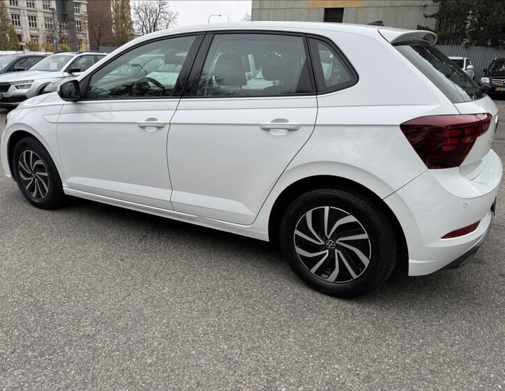 Volkswagen Polo Hatchback 999,0 70 kw