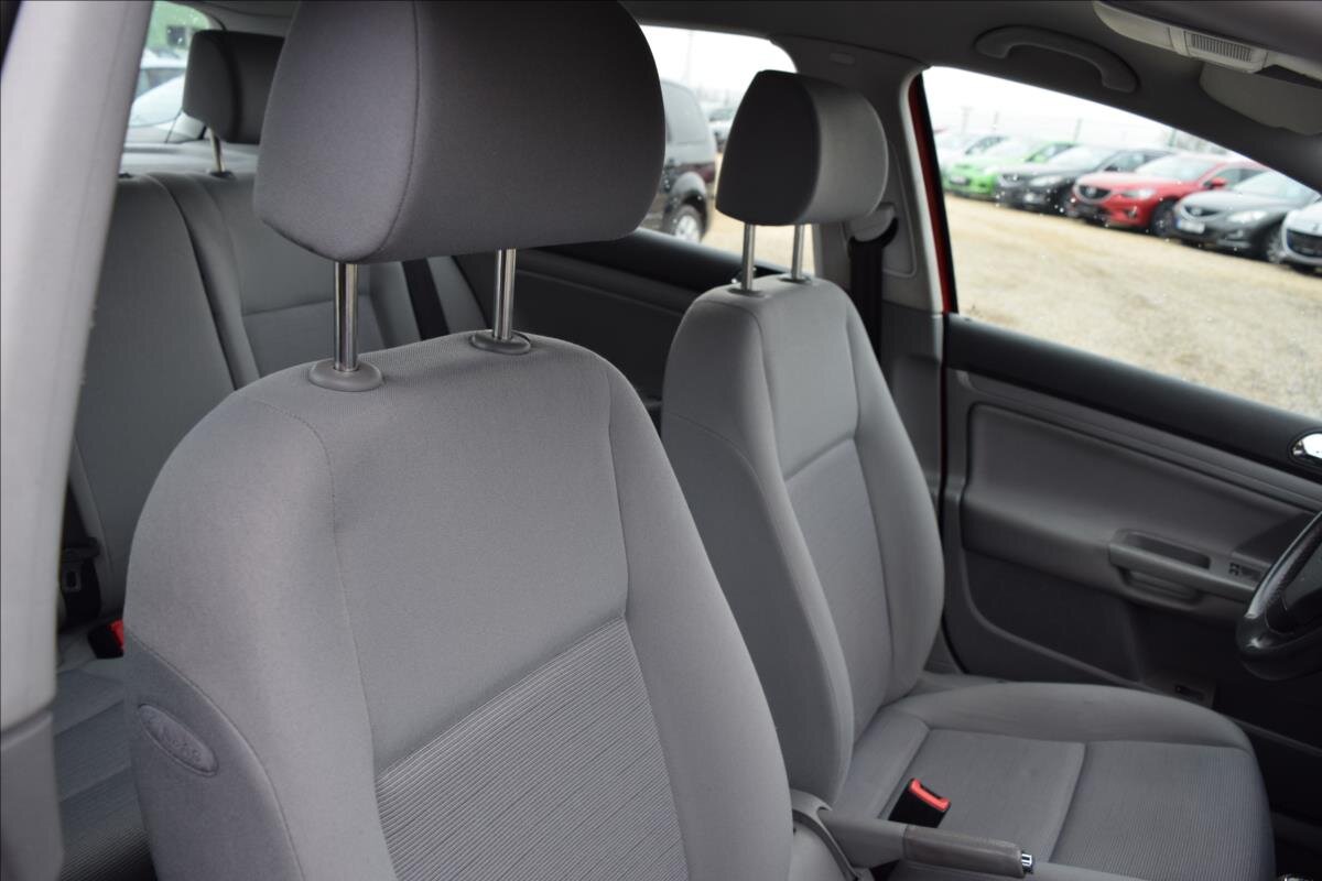 Volkswagen Golf Hatchback 1,9 l 77 kw