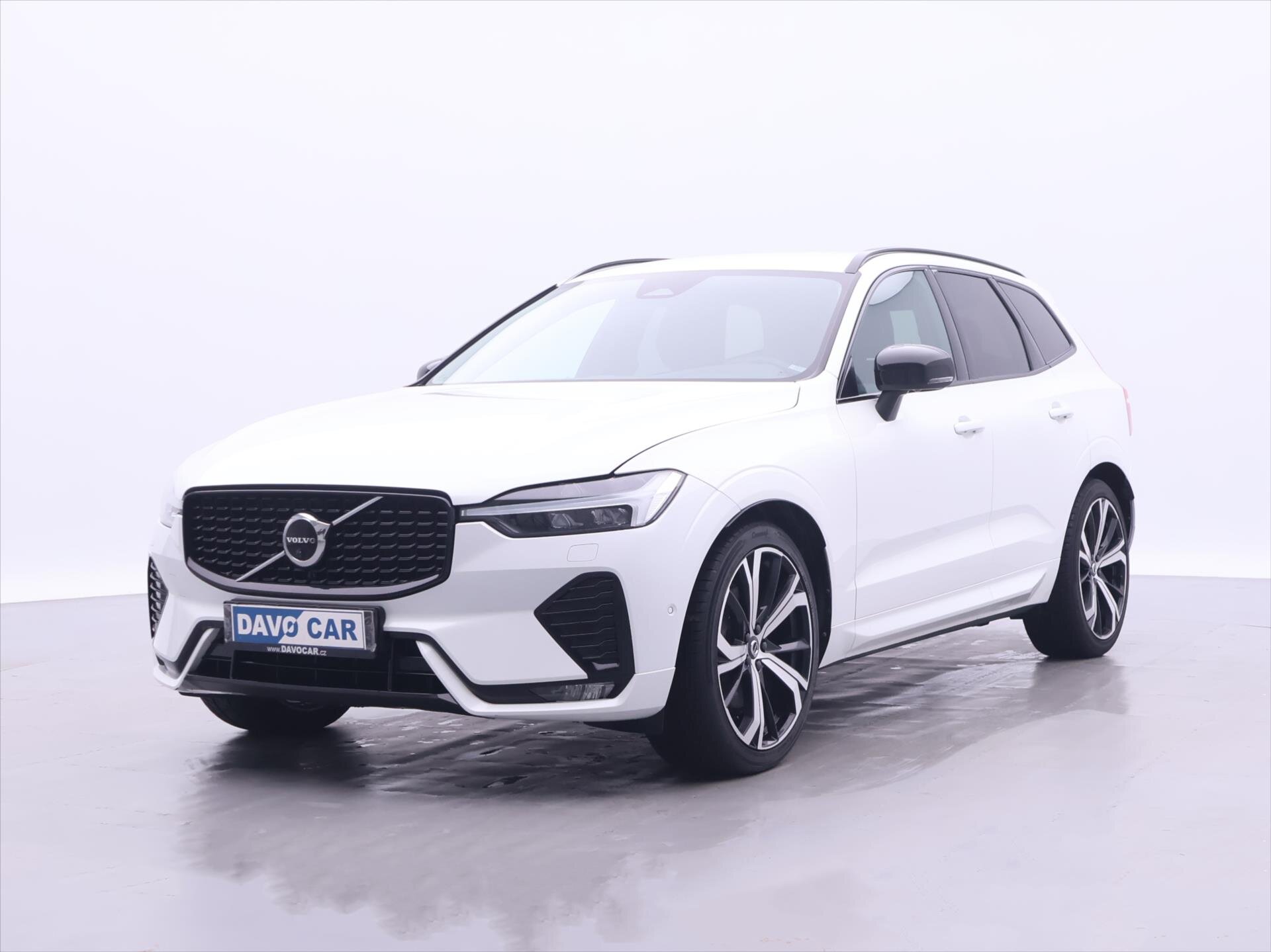 Volvo XC60 SUV / Terénní 2,0 l 173 kw