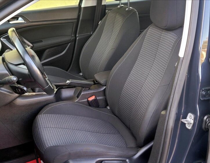 Peugeot 308 Hatchback 1,5 l 75 kw