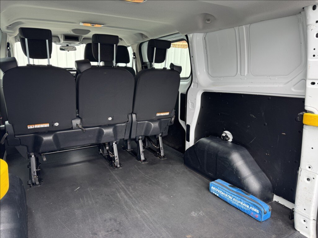 Ford Transit Custom Kombi 2,0 l 96 kw