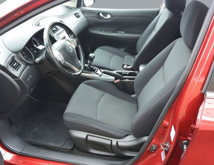 Nissan Pulsar Hatchback 1,2 l 85 kw