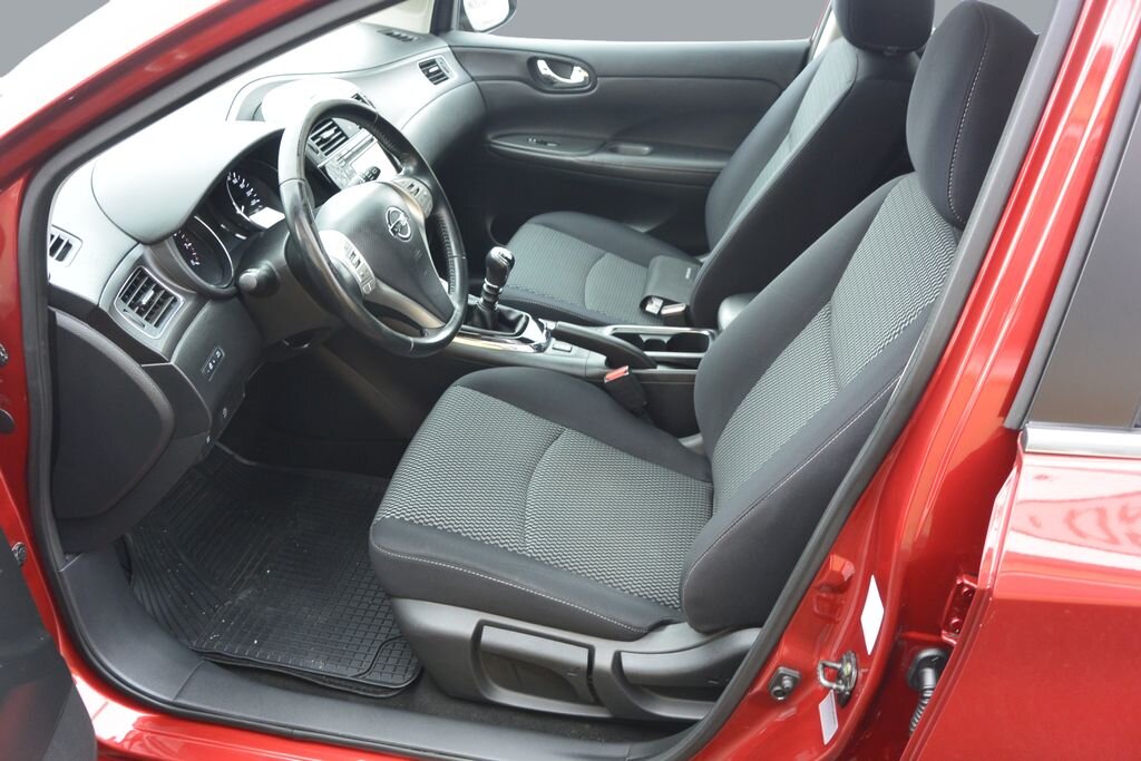 Nissan Pulsar Hatchback 1,2 l 85 kw