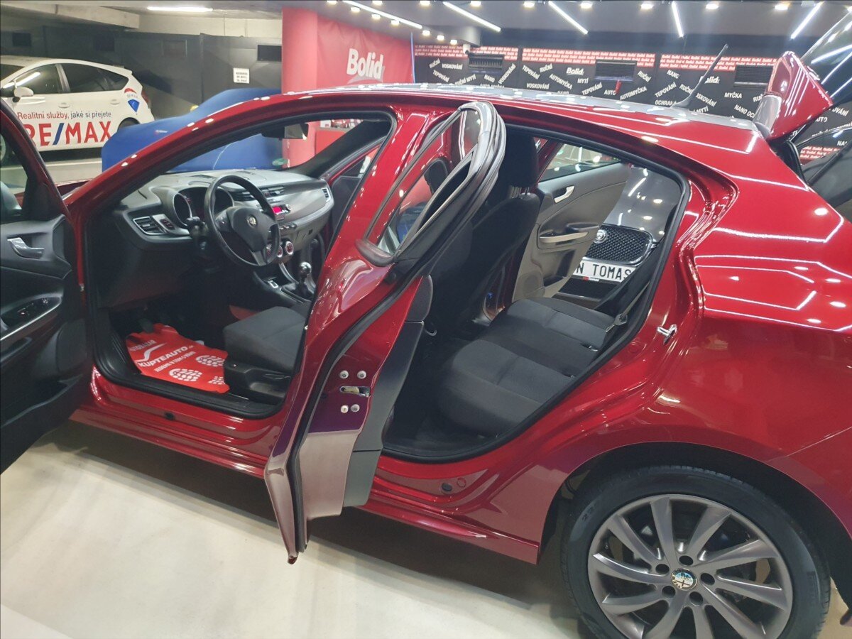 Alfa Romeo Giulietta Kombi 2,0 l 103 kw