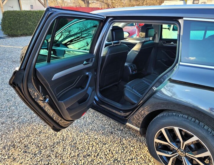 Volkswagen Passat Kombi 2,0 l 90 kw