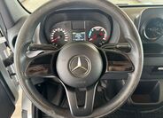 Mercedes-Benz Sprinter 12